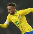 Neymar está na mira da polícia, justiça, imprensa e do público: trama com final imprevisível  Foto: Lucas Figueiredo/CBF / Divulgação