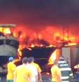 Incêndio destrói barcos em Bertioga, no litoral paulista  Foto: Reprodução/Facebook / Estadão