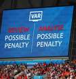 Telão do estádio informa torcida sobre revisão do VAR em partida da Copa do Mundo feminina na França
07/07/2019
REUTERS/Jean-Paul Pelissier  Foto: Reuters