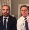 Jair Bolsonaro participa de live ao lado do filho Eduardo nos Estados Unidos  Foto: Reprodução/Facebook Jair Bolsonaro / Estadão Conteúdo