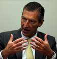 O presidente do Bradesco, Octavio de Lazari  Foto: Paulo Whitaker / Reuters