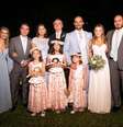 Casamento de Heloísa Wolf e Eduardo Bolsonaro - A família Bolsonaro em foto oficial do casamento de Heloísa e Eduardo.   Foto: Davi Nascimento/Divulgação / Estadão Conteúdo
