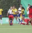 Jogadoras da Seleção Brasileira de Rúgbi (de amarelo), durante partida contra o Peru, válida pela primeira rodada do Grupo B do torneio de Rúgbi de 7 dos Jogos Pan-Americanos de Lima 2019  Foto: Carol Coelho / STR / Gazeta Esportiva