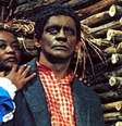 Ruth de Souza com Sérgio Cardoso em A Cabana do Pai Tomás: primeira novela com uma protagonista negra  Foto: Reprodução