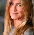 Jennifer Aniston aparece de maos dadas com ex-marido  Foto: O Fuxico