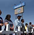 Pessoas prestam homenagem a vítimas de massacre em El Paso, no Texas
05/08/2019
REUTERS/Callaghan O'Hare  Foto: Reuters