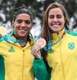 Ana Marcela Cunha e Viviane Jungblut fizeram dobradinha brasileira na maratona aquática no Pan  Foto: Wander Roberto / COB / Divulgação