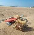 Sardenha dará sorvete para quem recolher plástico das praias  Foto: Ansa / Ansa - Brasil