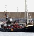 Navio "Eleonore" chega ao porto de Pozzallo, na Sicília  Foto: ANSA / Ansa - Brasil