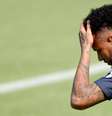 Neymar treina com elenco do PSG  Foto: Charles Platiau / Reuters