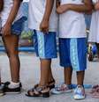 Em um dos municípios atendidos, o tempo que escolas e unidades de saúde ficam fechadas por causa de tiroteios caiu 40%  Foto: Marizilda Cruppe/CICV / BBC News Brasil