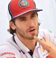 Ferrari apoia Giovinazzi depois dos rumores de Hulkenberg na Alfa Romeo  Foto: Attila Kisbenedek/ AFP / F1Mania