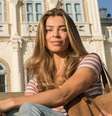 Paloma (Grazi Massafera) organiza um desfile no bairro e, graças a Silvana (Ingrid Guimarães), ela recebe várias encomendas na novela 'Bom Sucesso'  Foto: TV Globo / PurePeople