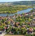 A cidade alemã de Büsingen am Hochrhein está totalmente cercada pela Suíça  Foto: Alamy / BBC News Brasil