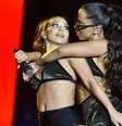 Anitta explica affair com Ohana Lefundes: 'Eu e ela, a gente se curte há muitos anos. Quando rola, rola. A gente não é presa a nada  Foto: AGNews / PurePeople