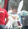 Ângelo Rodrigues durante transferência entre hospitais da Grande Lisboa  Foto: Correio da Manhã TV / Reprodução