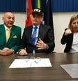 Luciano Hang, o presidente Jair Bolsonaro e a intérprete Luciellen  Foto: Reprodução Facebook / Estadão Conteúdo