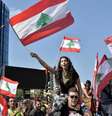 Protestos contra o governo em Beirute, capital do Líbano  Foto: EPA / Ansa - Brasil
