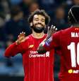 Salah comemora gol com Mané.  Foto: Francois Lenoir / Reuters
