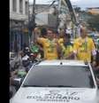 "Governador, todos nós vestimos a mesma camisa, que é a camisa do Brasil, da decência, da moralidade e do respeito com o dinheiro do contribuinte", disse Flávio, apoiando Witzel em campanha  Foto: Reprodução / BBC News Brasil