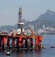 Plataforma de petróleo da Petrobras na baía de Guanabara, no Rio de Janeiro
26/03/2010
REUTERS/Bruno Domingos  Foto: Reuters
