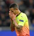 Gabriel Jesus lamenta pênalti perdido.  Foto: Daniele Mascolo / Reuters