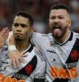 Vasco arranca empate com o Flamengo a adia sonho do título  Foto:  Paulo Sergio / Gazeta Press