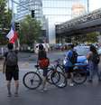 Manifestantes usam bicicletas para bloquear rua em Santiago
05/12/2019 REUTERS/Pablo Sanhueza   Foto: Reuters