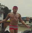 Rodrigo Motta em cena de clipe do 'Vai Malandra', da cantora Anitta.  Foto: Reprodução de 'Vai Malandra' (2017) | YouTube @Anitta / Estadão