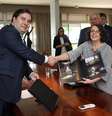 Rodrigo Maia recebe Marina Sereni em Brasília  Foto: Reprodução / Ansa - Brasil
