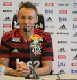 Rafinha exaltou Jorge Jesus em entrevista coletiva (Foto: Alexandre Vidal/CRF)  Foto: Gazeta Esportiva