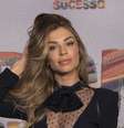 Grazi Massafera usou emoticons para responder ao comentário de Mariana Goldfarb e web vibrou: 'Maturidade!'  Foto: Divulgação, TV Globo / PurePeople
