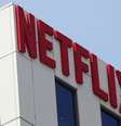 FILE PHOTO: The Netflix logo is seen on their office in Hollywood, Los Angeles, California, U.S. July 16, 2018. REUTERS/Lucy Nicholson/File Photo - RC2N9E9H10BY  Foto: Reuters