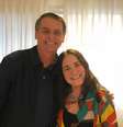 Jair Bolsonaro e Regina Duarte em visita da atriz ao presidente em outubro de 2019   Foto: Facebook/Jair Bolsonaro / Estadão Conteúdo
