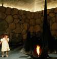 Um dos maiores eventos em memória do Holocausto neste ano acontece no memorial Yad Vashem, em Jerusalém  Foto: Getty Images / BBC News Brasil