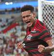 Rodrigo Muniz, atacante do Flamengo, comemora seu gol na partida contra o Volta Redonda  Foto: ELDIO SUZANO/PHOTOPRESS / Estadão