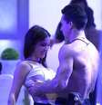 Petrix Barbosa e Bianca Andrade durante festa do 'BBB 20' na noite de 25 de janeiro, em momento que rendeu acusações de assédio.  Foto: Reprodução de 'Big Brother Brasil' (2020) / Globo / Estadão Conteúdo