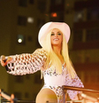 Pabllo Vittar usa look estilo cowgirl para o seu bloco de carnaval 2019  Foto: Instagram/Reprodução