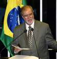 Ex-governador de Minas Gerais Eduardo Azeredo. 25/10/2005. REUTERS/Jamil Bittar   Foto: Reuters