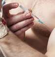 Problemas com imagem corporal afetam milhões de pessoas em todo o mundo e vêm se tornando cada vez mais disseminados na comunidade gay  Foto: Getty Images / BBC News Brasil