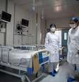 Enfermeiras em quarto que será usado para pacientes em quarentena em Xangai
17/02/2020 Noel Celis/Pool via REUTERS   Foto: Reuters