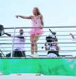 Pabllo Vittar se apresenta no Circuito Osmar (Campo Grande), em Salvador  Foto: DANIEL DELMIRO / AgNews