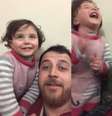 Em um vídeo é possível ver o pai e a filha rindo enquanto uma bomba atinge a região onde eles moram  Foto: Twitter / @alganmehmett / Estadão