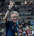 Técnico Jorge Jesus comemora título de campeão pelo Flamengo após vitória sobre o Independiente Del Valle na final da Recopa 2020, no Maracanã  Foto: NAYRA HALM/FOTOARENA / Estadão Conteúdo