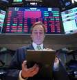 Operador na Bolsa de Nova York. 09/03/2020. REUTERS/Bryan R Smith  Foto: Reuters
