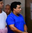 Ronaldinho vai comemorar o aniversário de 40 anos com os outros presos (Foto: Norberto DUARTE / AFP)  Foto: LANCE!