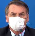 Presidente Jair Bolsonaro concedeu entrevista coletiva usando máscara nesta quarta-feira  Foto: Agência Brasil / BBC News Brasil