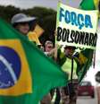 Pessoas protestam em Brasília contra isolamento social por coronavírus e, após falas do presidente Jair Bolsonaro, pedem que restrições sejam afrouxadas 
27/03/2020
REUTERS/Ueslei Marcelino  Foto: Reuters
