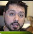 Doutor em microbiologia pela USP, Iamarino estudando a disseminação de vírus e a forma como evoluem  Foto: Reprodução / BBC News Brasil