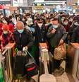 As 17 estações de trem de Wuhan foram reabertas neste sábado  Foto: AFP / Ansa